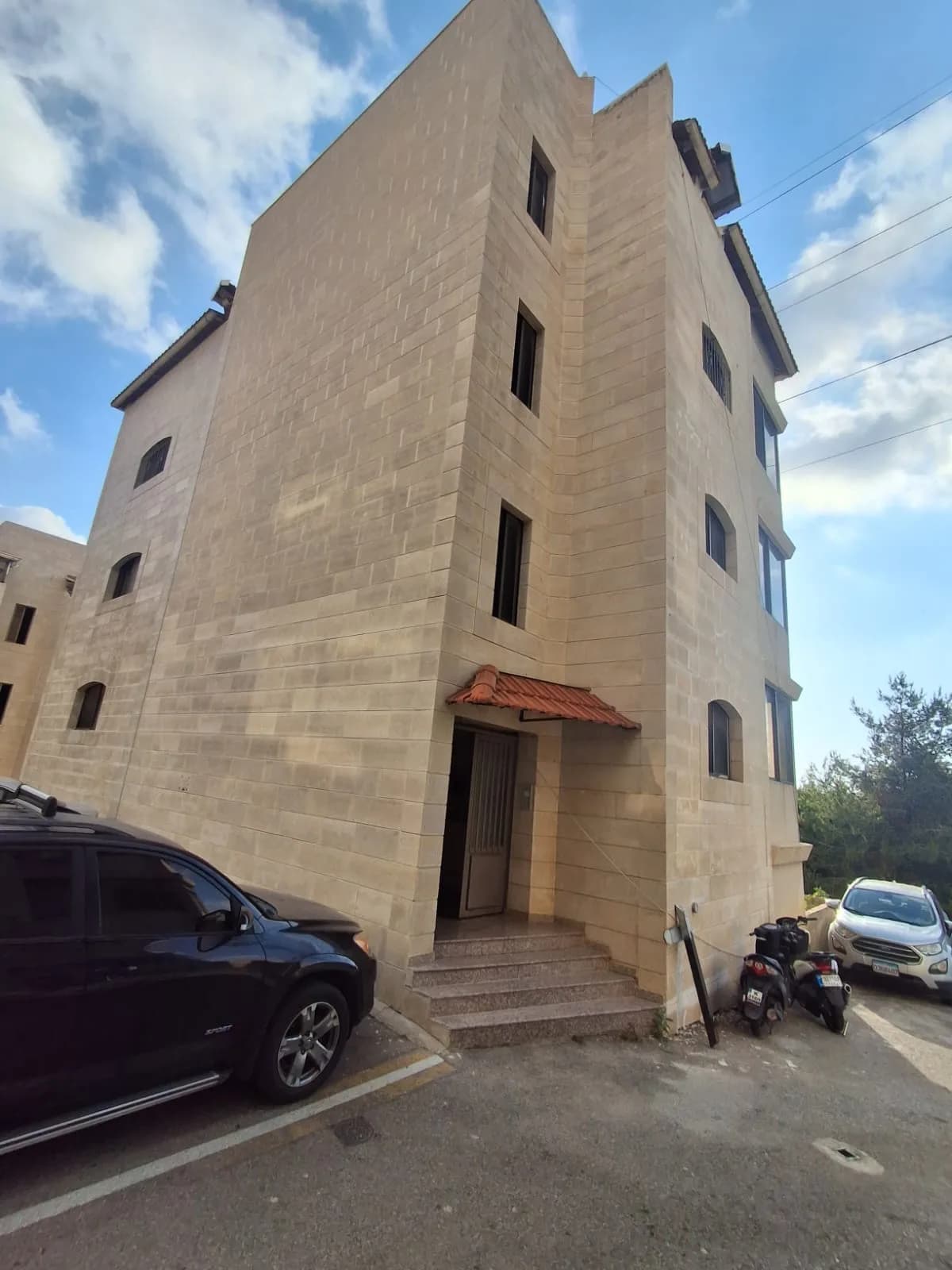 Only For 128k$ Apartment In Aramoun