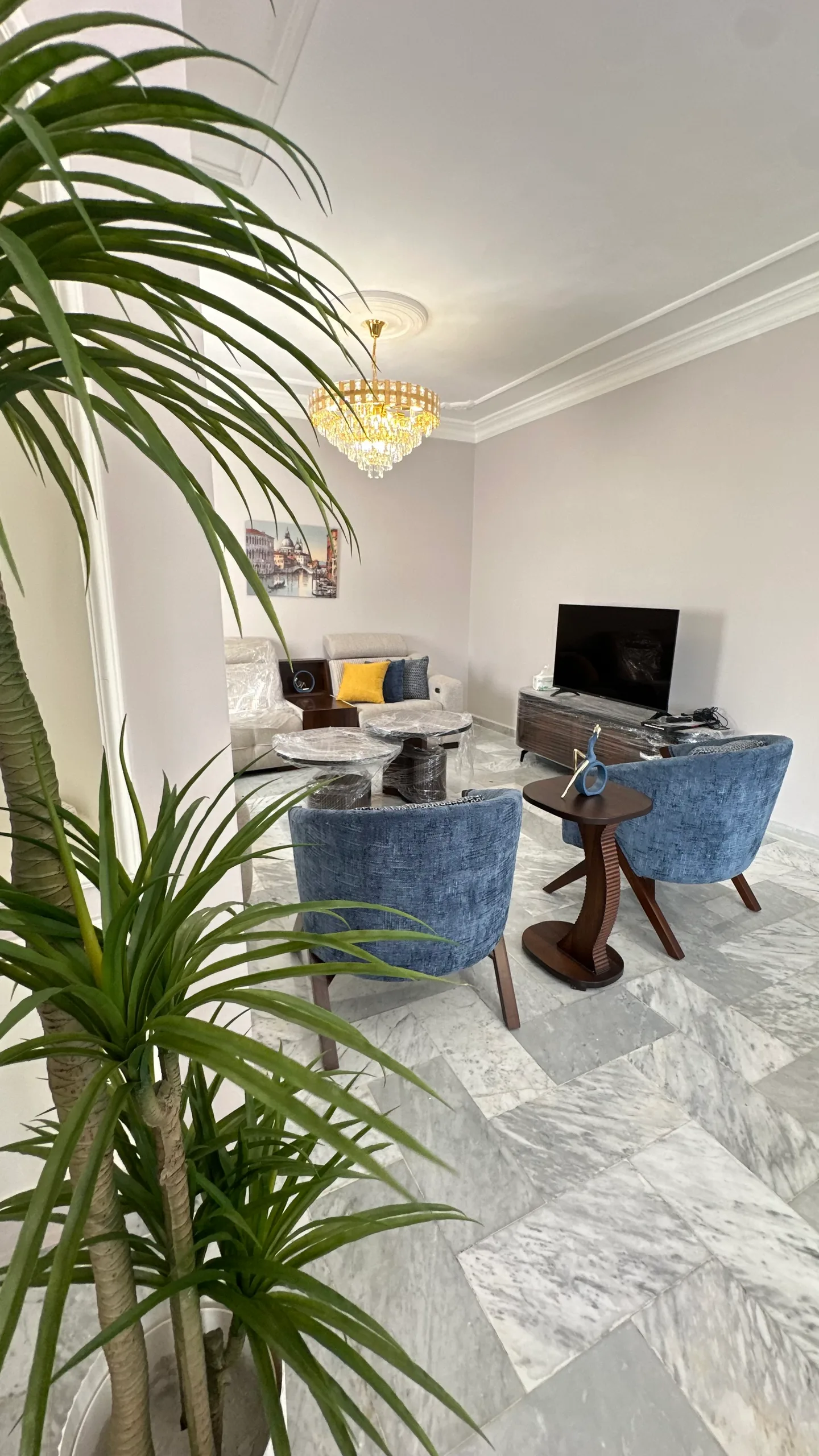 300 sqm apartment in Aramoun