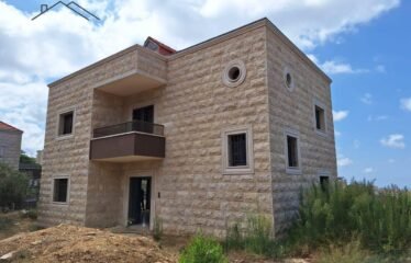 3 floor villa near bchamoun