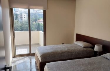 Beautiful apartment in 3ein el mraiseh