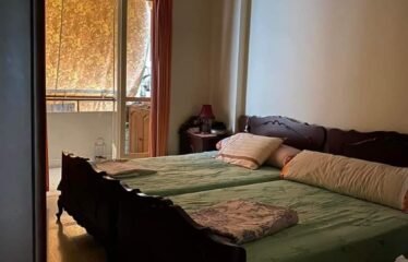 Cozy apartment for sale in ras beirut